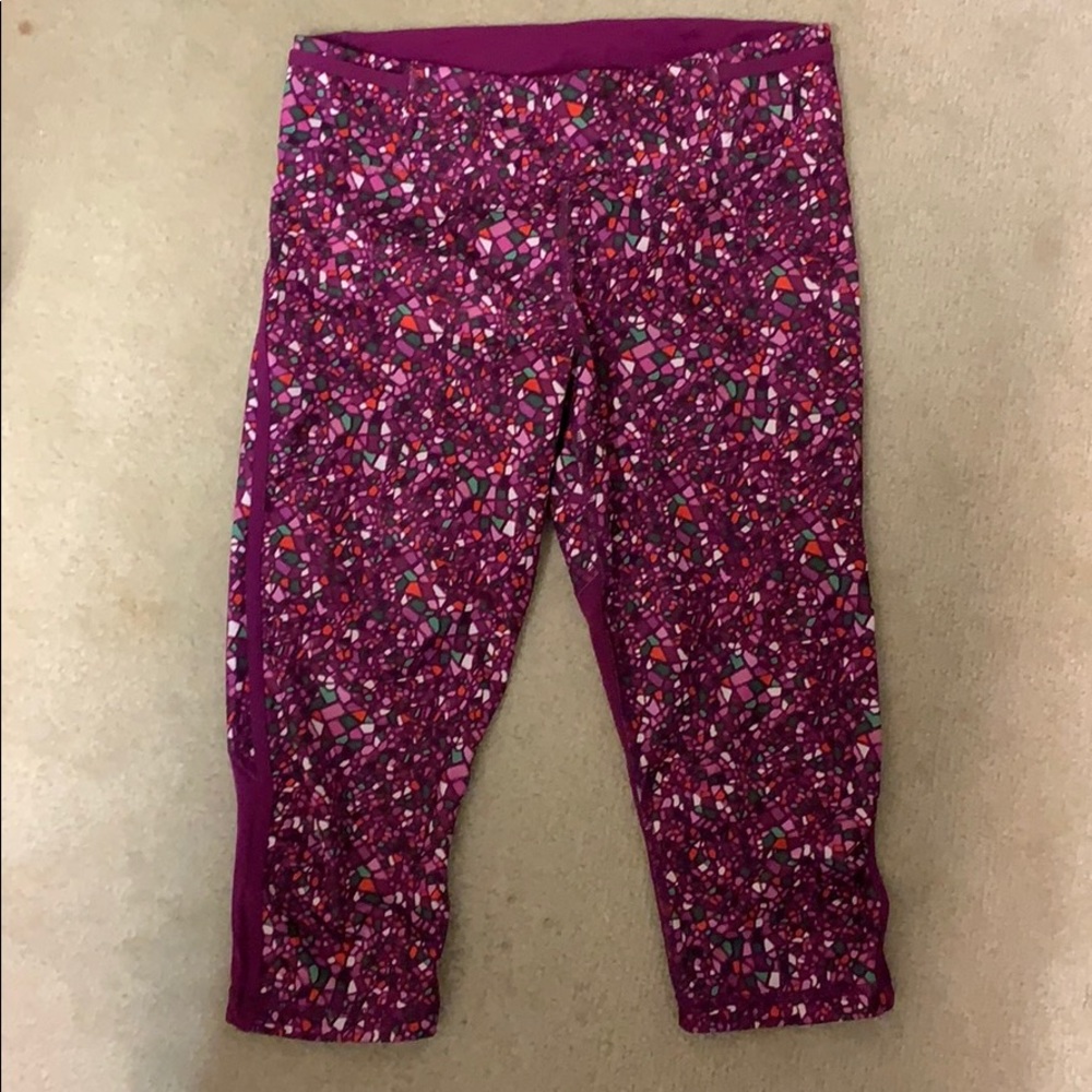 Lululemon crop GUC size 8